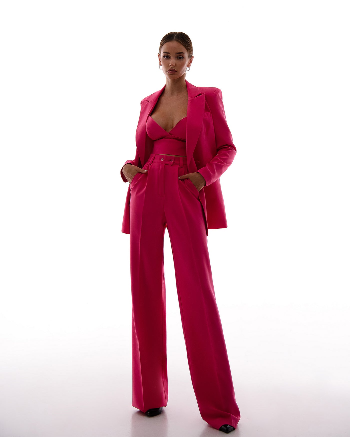 Crimson DOUBLE BREASTED SUIT 3-PIECE (article 300)