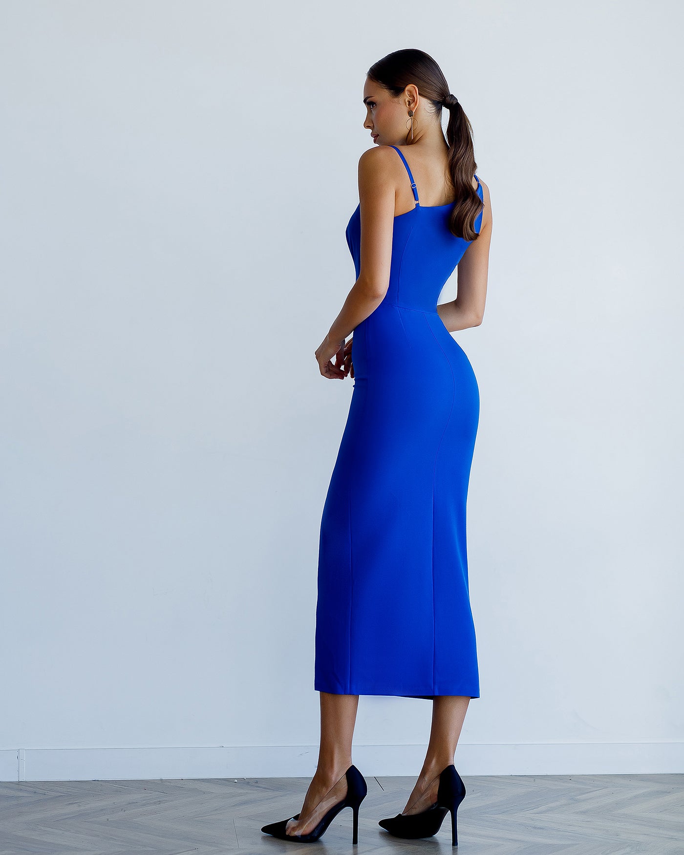 Blue asymmetric strappy midi dress (article 376)