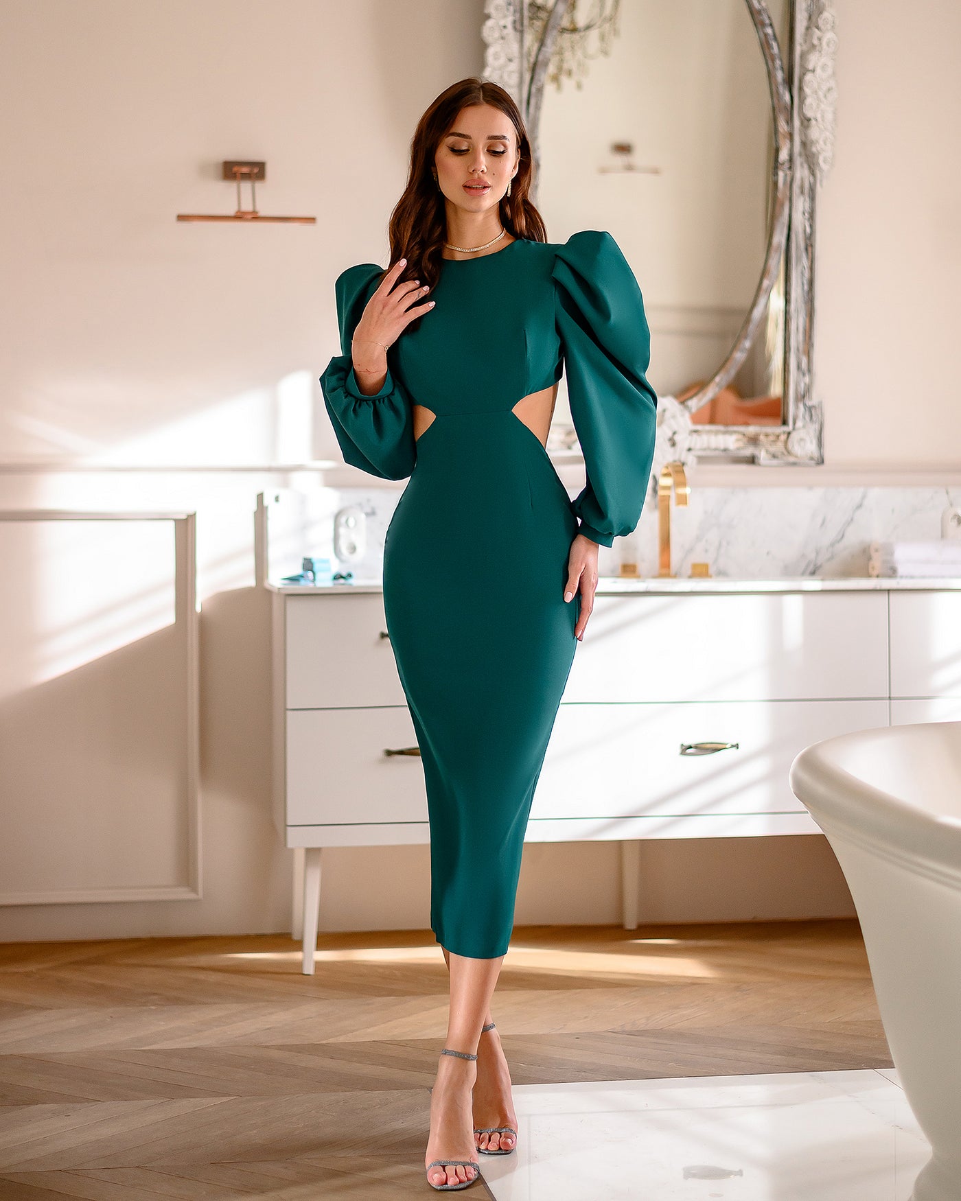 Green BACKLESS CUT-OUT PUFF-SLEEVE MIDI DRESS (ARTICLE 350)