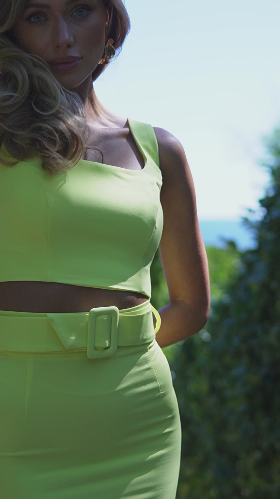 Lime SLEEVELESS TOP & MIDI SKIRT 2-PIECE SET (ARTICLE C288/1)