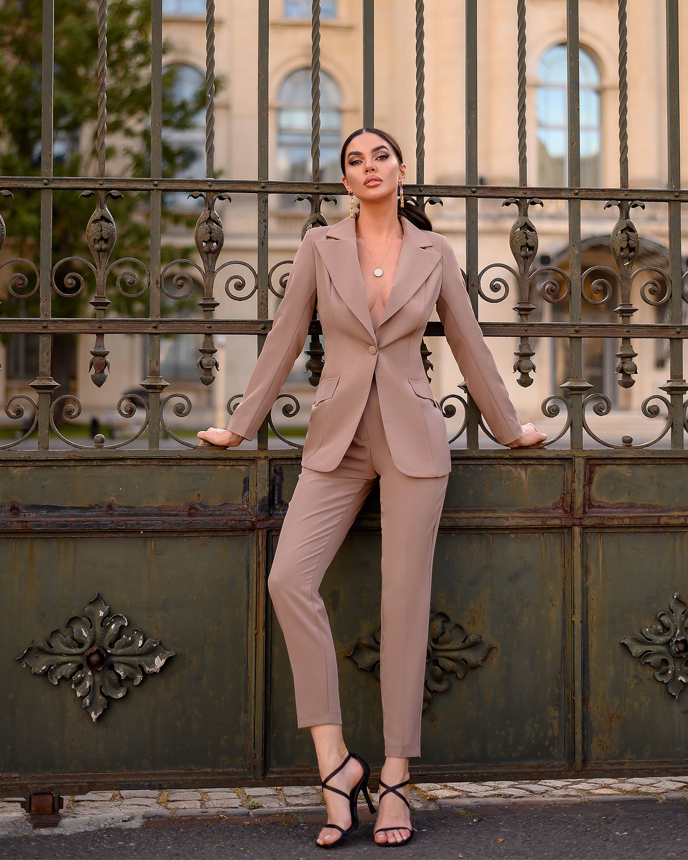 Mocco Single-Breasted Suit 2-Piece (article 400)