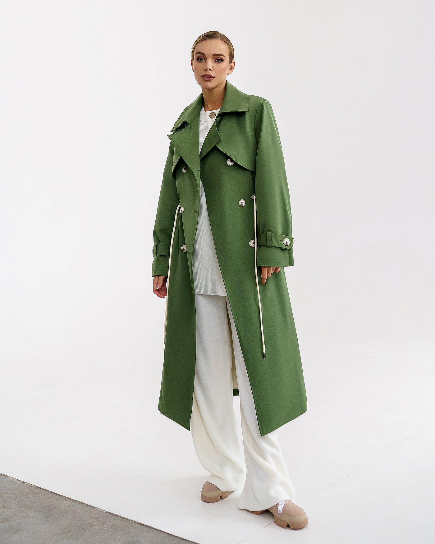Green Lined double-breasted trench coat (article 1000)