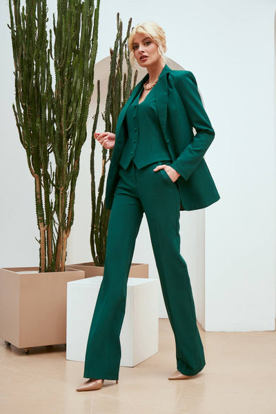 Emerald REGULAR-FIT 3-PIECE SUIT (ARTICLE 402)