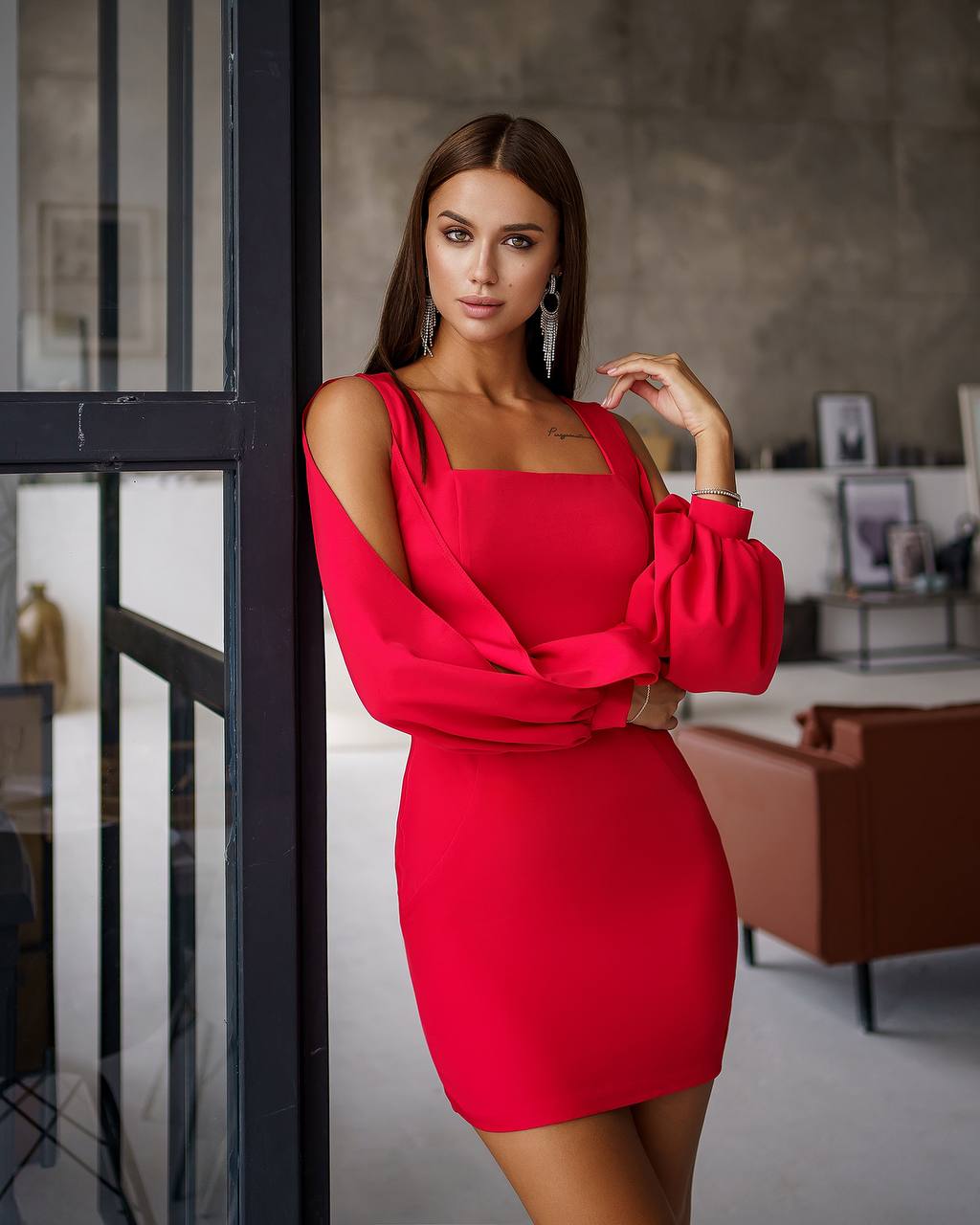 Red SQUARE NECK СUT-OUT SLEEVE MINI DRESS (ARTICLE 357)