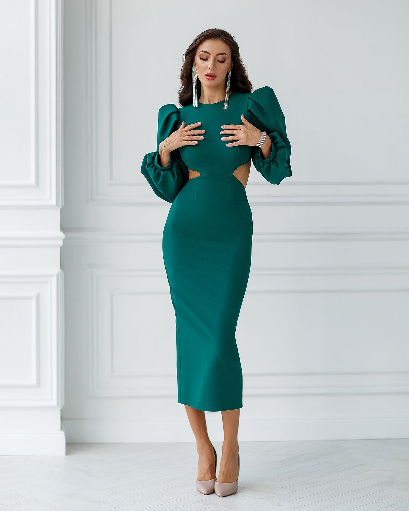 Green BACKLESS CUT-OUT PUFF-SLEEVE MIDI DRESS (ARTICLE 350)