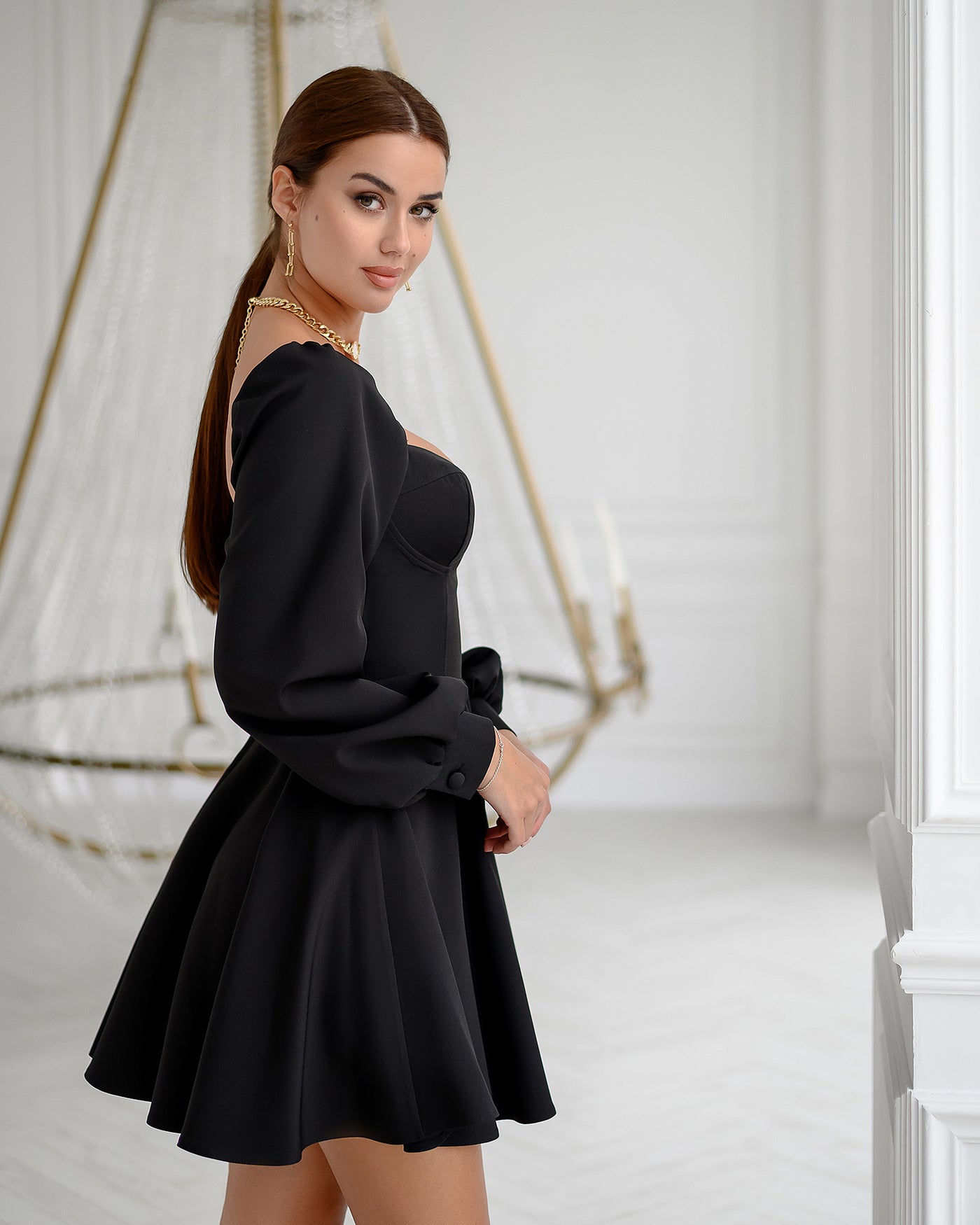 Black BACKLESS PUFF SLEEVE MINI DRESS (ARTICLE 403)