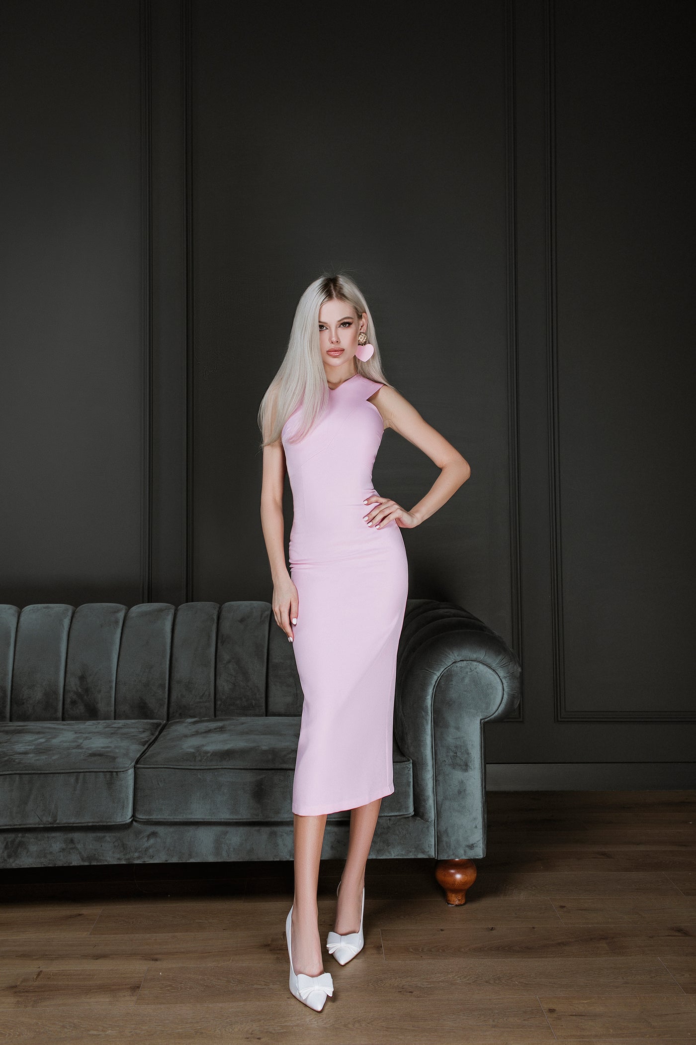 Pink  Sleeveless Midi Dress (article C330)
