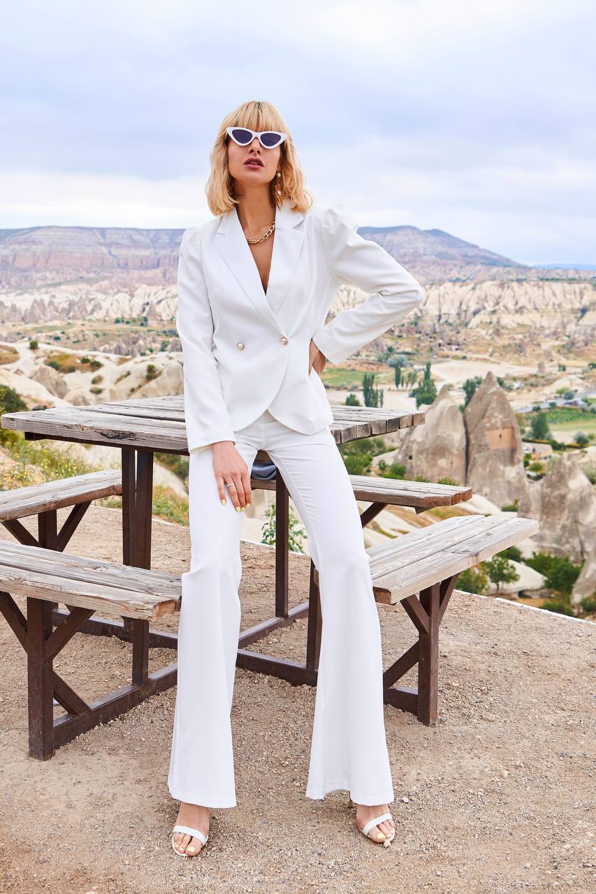 White Double Breasted Suit 2-Piece (article 282)