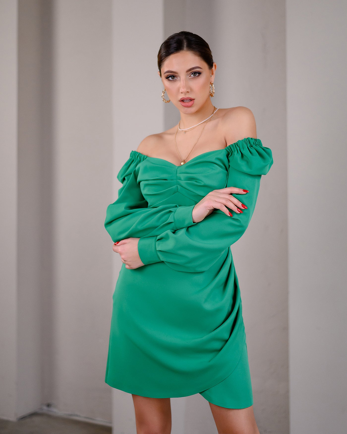 Green Puff-Sleeve Mini Dress (article 272)